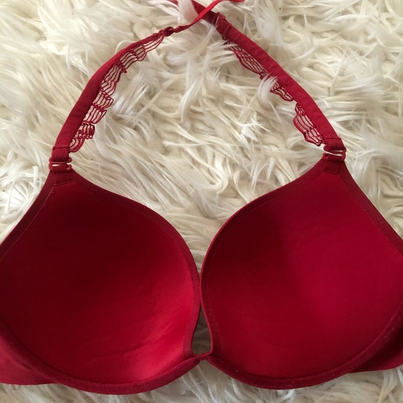 blood red bra